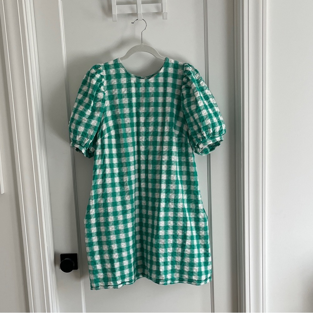 Green and White Gingham Puff Sleeve Dress